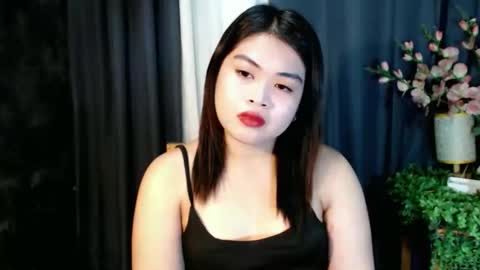 Snapshot of lovelyrhean chatting on October 2025 11:55:01 PM Rhean online show from October 2025 11:55:01 PM