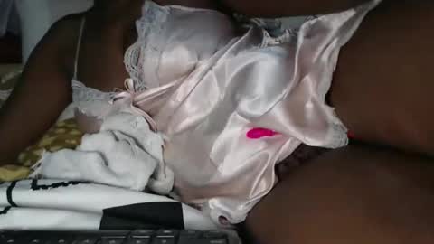 miss fancy louis online show from March 2026 07:15:01 AM