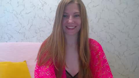 Snapshot of lovepeanutgirl chatting on February 2025 02:07:01 PM Mary Love online show from February 2025 02:07:01 PM
