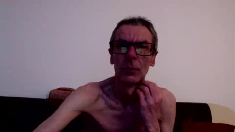 lovepvcearly50s online show from April 2026 07:07:02 PM