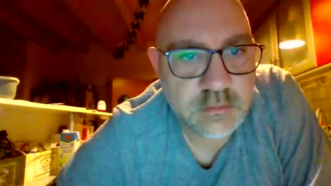 lover010983 online show from February 2025 05:48:02 AM