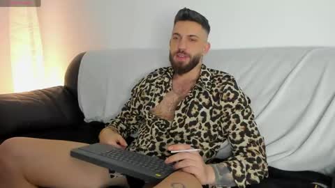 Mike online show from May 2026 06:28:02 PM