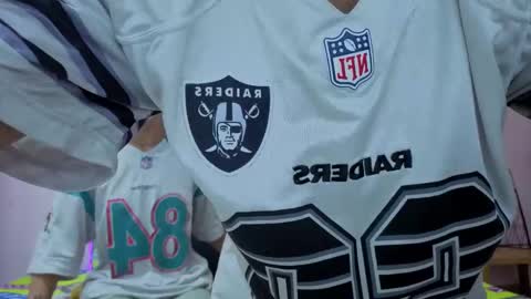 sofia and bryan online show from October 2025 07:12:01 AM