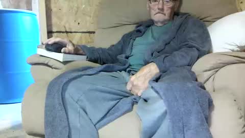 just here to have fun and cum online show from November 2025 12:16:01 PM