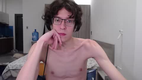 Snapshot of lovesomecookies chatting on November 2025 02:49:02 PM LovesomeCookie online show from November 2025 02:49:02 PM