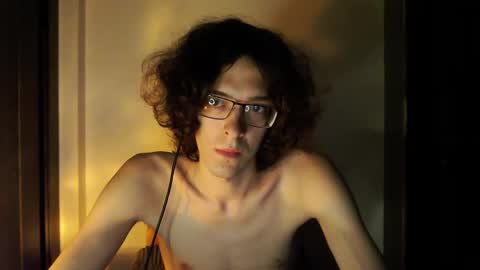 Snapshot of lovesomecookies chatting on May 2026 05:43:02 PM LovesomeCookie online show from May 2026 05:43:02 PM