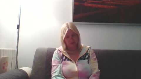 Marlyn online show from March 2026 09:22:02 PM