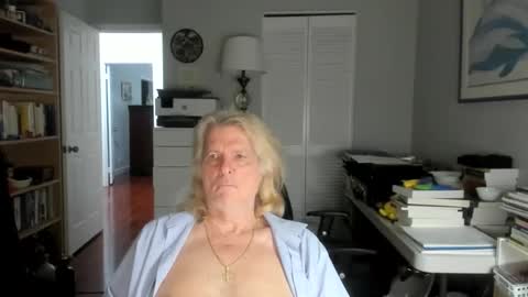 Snapshot of lovestylistwomen chatting on April 2026 05:41:01 AM Michael online show from April 2026 05:41:01 AM