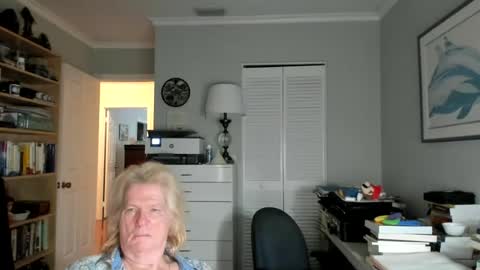 Snapshot of lovestylistwomen chatting on August 2026 07:40:01 AM Michael online show from August 2026 07:40:01 AM
