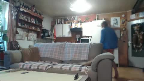 aaron online show from November 2025 11:57:02 AM