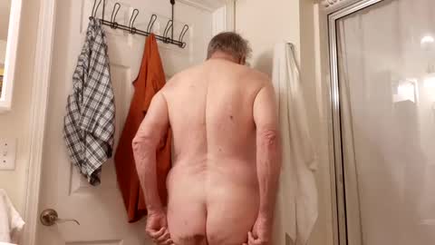 Lovetobeseen9 online show from October 2025 12:45:02 PM