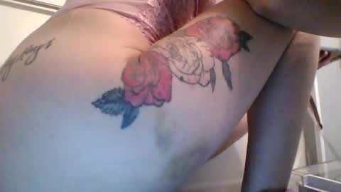 lovetocum69699 online show from December 2025 04:15:01 PM