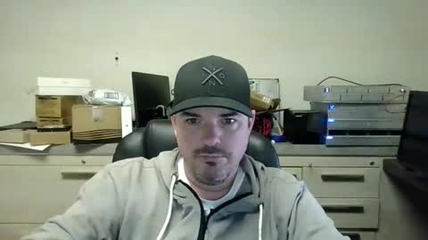 Snapshot of lovetofps chatting on January 2025 06:48:01 PM Love2Game online show from January 2025 06:48:01 PM