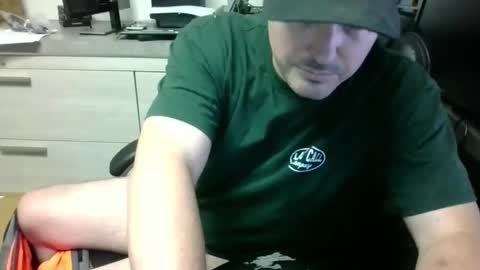 Snapshot of lovetofps chatting on February 2025 06:35:01 PM Love2Game online show from February 2025 06:35:01 PM