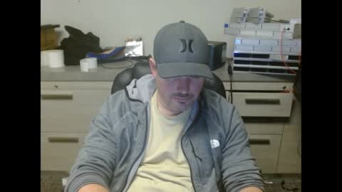 Love2Game online show from April 2026 05:22:02 PM