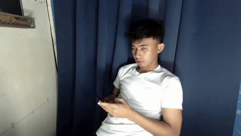 Snapshot of lovetosuckxox chatting on February 2025 12:43:01 PM lovetosuckxox online show from February 2025 12:43:01 PM