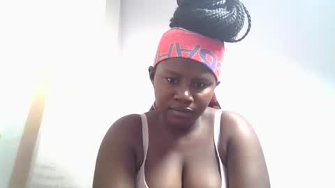 lovie_paula online show from November 2025 02:07:02 PM