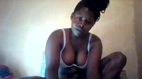 loviett online show from May 2026 01:38:01 PM