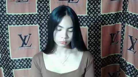 loving_rhean online show from December 2025 12:23:02 PM