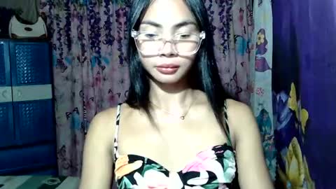 Snapshot of loving_rhean chatting on July 2026 11:48:02 AM loving_rhean online show from July 2026 11:48:02 AM