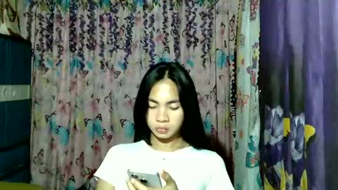Snapshot of loving_rhean chatting on July 2026 01:51:01 PM loving_rhean online show from July 2026 01:51:01 PM