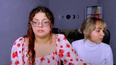 Snapshot of loya_best chatting on November 2025 01:35:02 PM loya_best online show from November 2025 01:35:02 PM