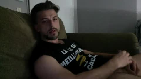 Snapshot of lpolo22 chatting on June 2026 09:39:02 PM Sexy Hot Hairy Man online show from June 2026 09:39:02 PM