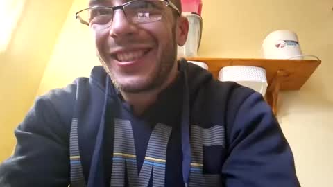 Lshot D online show from October 2025 12:58:01 PM