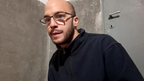 Lshot D online show from October 2025 06:13:02 AM