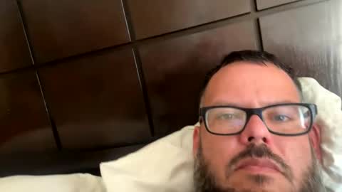 Snapshot of lsmini328 chatting on January 2025 09:15:02 PM lsmini328 online show from January 2025 09:15:02 PM