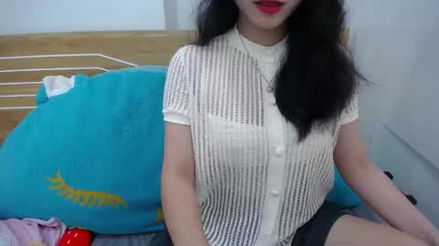 Mina online show from September 2025 01:07:02 AM