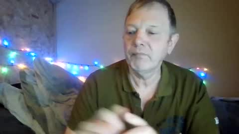 lu485947452685 online show from December 2025 06:59:02 PM