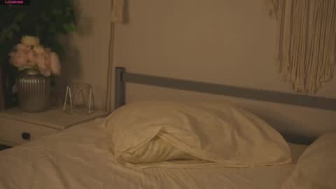 Snapshot of lu__lane chatting on September 2025 07:43:01 AM Lu 3 online show from September 2025 07:43:01 AM