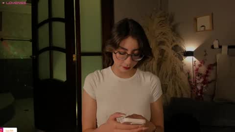  ---Goys incredible photographs online show from February 2025 12:54:01 PM