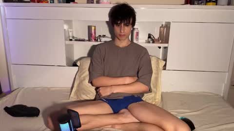 Snapshot of luan2006lovecarti chatting on September 2025 03:32:01 AM luan online show from September 2025 03:32:01 AM