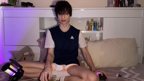 Snapshot of luan2006lovecarti chatting on November 2025 04:01:02 AM luan online show from November 2025 04:01:02 AM