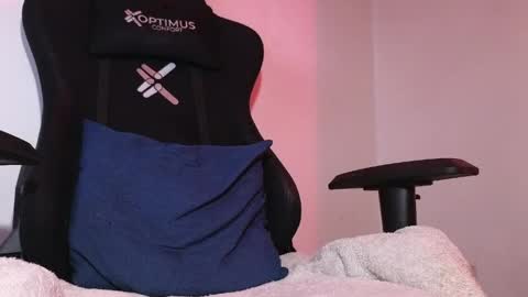   online show from April 2026 03:48:02 PM