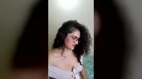 Snapshot of luana_winner chatting on June 2026 03:25:01 AM luana_winner online show from June 2026 03:25:01 AM