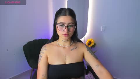 Luana online show from February 2026 12:01:02 PM