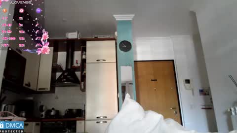 luara_ online show from July 2026 06:53:02 AM
