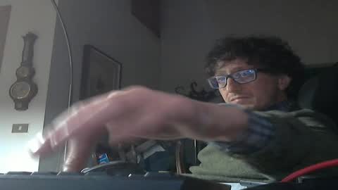 luca78 online show from November 2025 11:03:01 PM