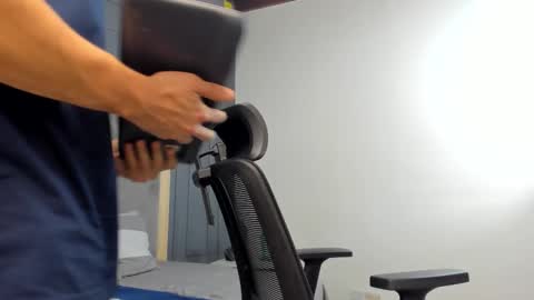 luca_morettii online show from January 2026 11:54:02 PM