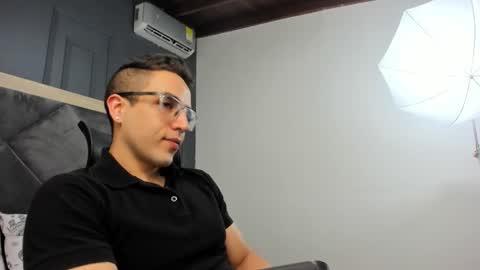 luca_morettii online show from January 2026 11:31:02 PM