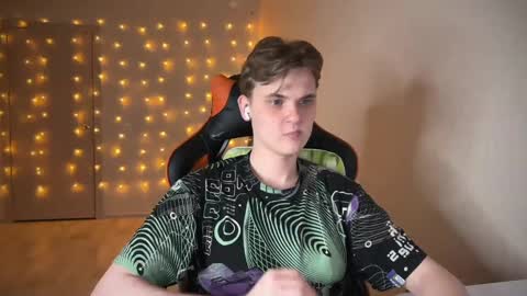 Lucas Gill online show from January 2025 08:48:02 PM