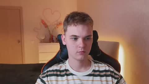 Lucas Gill online show from September 2025 02:11:02 AM