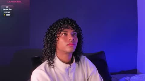 Snapshot of lucas_eevans07 chatting on September 2025 11:33:01 AM online show from September 2025 11:33:01 AM