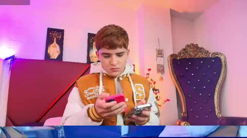 Lucas lovee online show from April 2026 01:43:02 PM