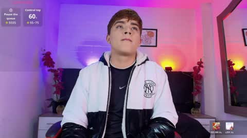 Snapshot of lucas_lovee chatting on May 2026 01:51:02 PM Lucas lovee online show from May 2026 01:51:02 PM