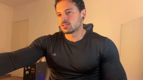 Snapshot of lucasfit24 chatting on June 2026 01:32:01 AM lucasfit24 online show from June 2026 01:32:01 AM