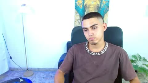 Lucas online show from April 2026 09:27:01 PM